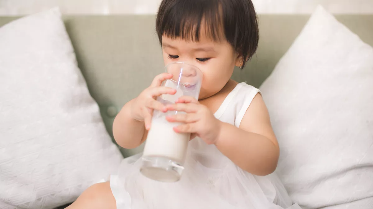 Kapan Bayi Perlu Susu Formula? Ini Penjelasan Dokter yang Perlu Diketahui Orang Tua